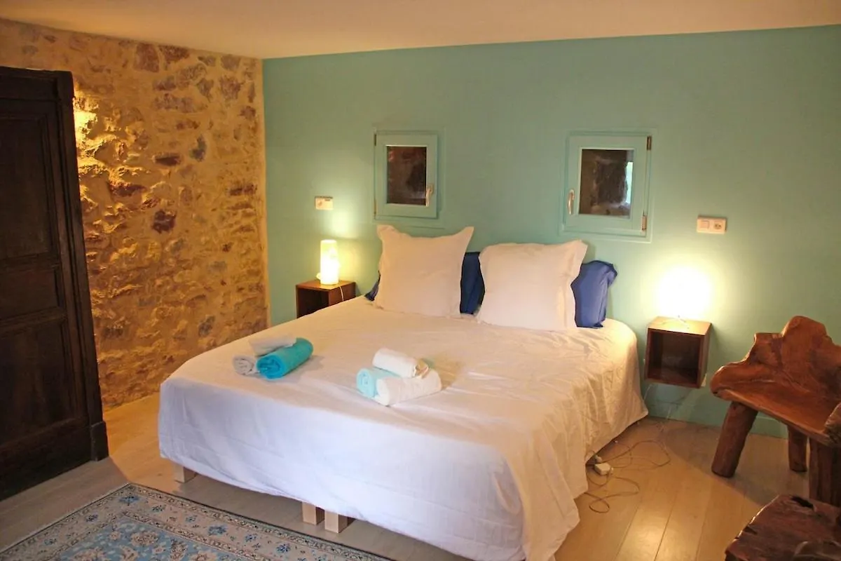 Prázdninový dům Les Maisons D'En Bas, Piscine Et Jaccuzi Saint-Remy