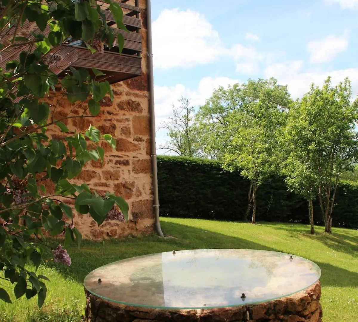 Les Maisons D'En Bas, Piscine Et Jaccuzi Saint-Remy  0*, Saint-Remy (Aveyron)
